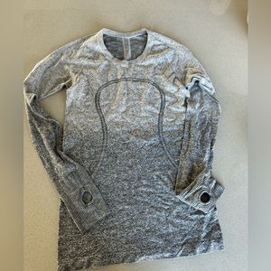 Lululemon top size 10